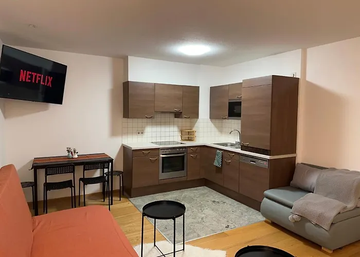 West2 Apartman *